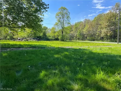 15829 Moseley Rd, Madison, OH 44057