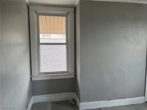 Bedroom - 26 2nd St, Beech Bottom, WV 26030 photo 3 of 3
