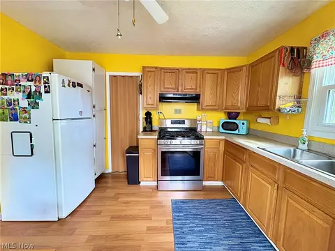 700 Clark St, Elyria, OH 44035 photo 9