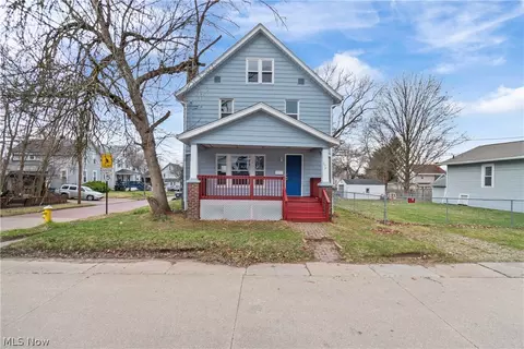 594 Columbia Ave, Akron, OH 44310