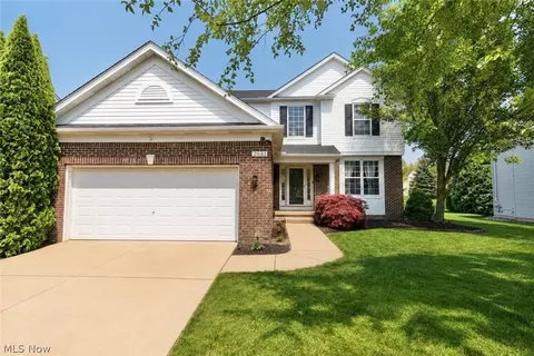 2641 Saddle Crk, Avon, OH 44011