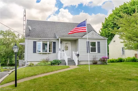 814 Lakeview Ave NW, Canton, OH 44708