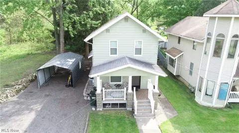 356 Garfield St, Newton Falls, OH 44444