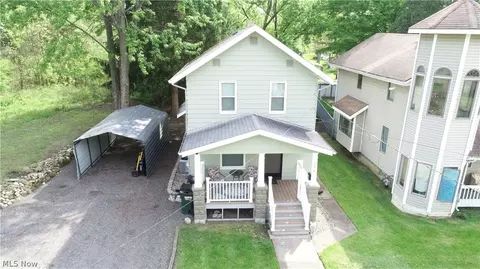 356 Garfield St, Newton Falls, OH 44444