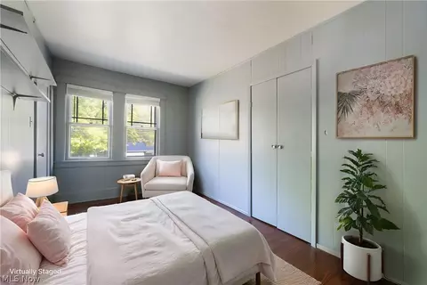 Bedroom - 51 Indianola Rd, Youngstown, OH 44512 photo 4 of 7