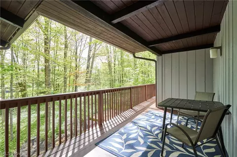 Exterior - 873 Old Spring Rd, Copley, OH 44321 photo 3 of 10