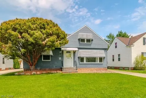 357 E 307th St, Willowick, OH 44095