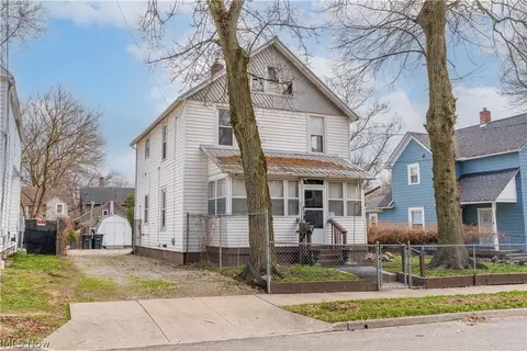 105 Westwood Ave, Akron, OH 44302