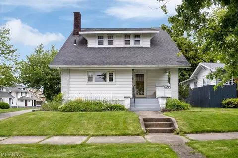 2206 S Linden Ave, Alliance, OH 44601