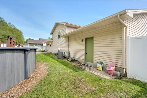 Exterior - 624 Angiline Dr, Boardman, OH 44512 photo 10 of 10