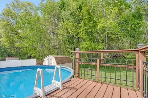 Exterior - 624 Angiline Dr, Boardman, OH 44512 photo 7 of 10