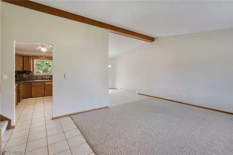Living - 624 Angiline Dr, Boardman, OH 44512 photo 1 of 8