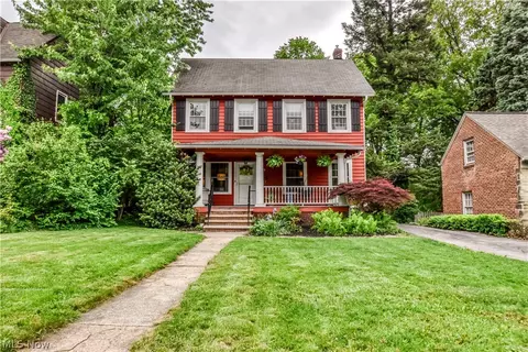 1220 Yellowstone Rd, Cleveland Heights, OH 44121