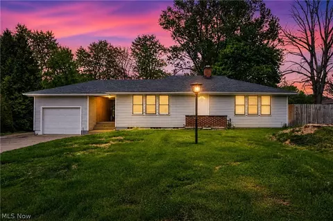 914 Jacoby Rd, Akron, OH 44321