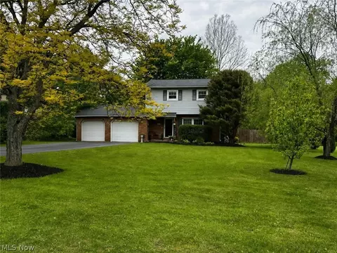 7630 Jennings Dr, Painesville, OH 44077