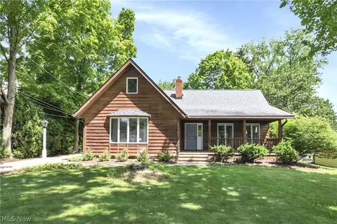 5884 Akins Rd, North Royalton, OH 44133