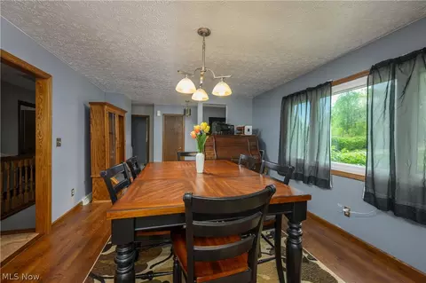 Dining - 2677 Summit Rd, Akron, OH 44321 photo 2 of 3
