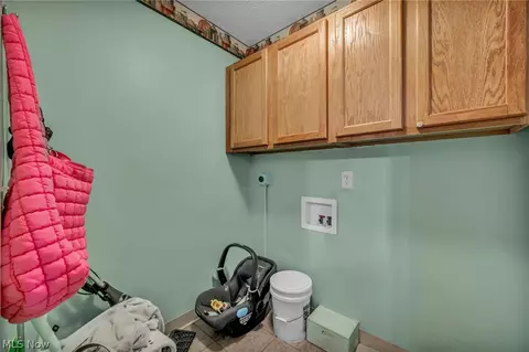 325 Longfellow St, Elyria, OH 44035 photo 18