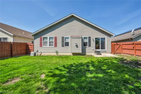 325 Longfellow St, Elyria, OH 44035 photo 42