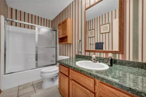 325 Longfellow St, Elyria, OH 44035 photo 30