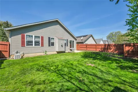 325 Longfellow St, Elyria, OH 44035 photo 44