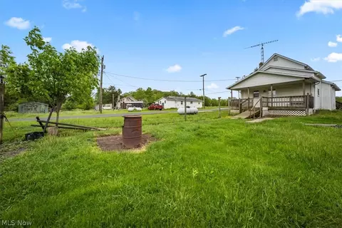 Exterior - 4316 Pleasant St, Willard, OH 44890 photo 9 of 14