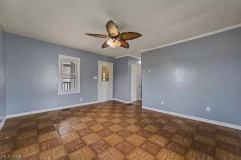 Living - 4316 Pleasant St, Willard, OH 44890 photo 3 of 4
