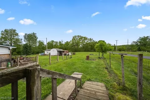 Exterior - 4316 Pleasant St, Willard, OH 44890 photo 6 of 14