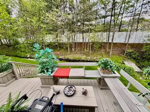 Exterior - 147 Northgate Dr NE, Warren, OH 44484 photo 9 of 9