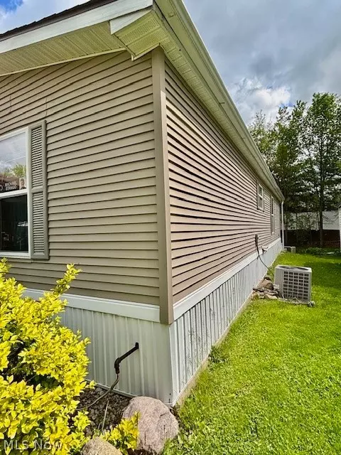 Other - 147 Northgate Dr NE, Warren, OH 44484 photo 6 of 7