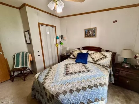 Bedroom - 147 Northgate Dr NE, Warren, OH 44484 photo 5 of 8