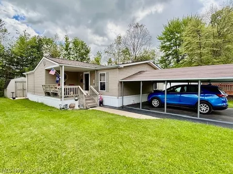 147 Northgate Dr NE, Warren, OH 44484