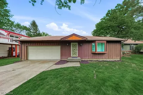 5770 Bradley Rd, North Olmsted, OH 44070