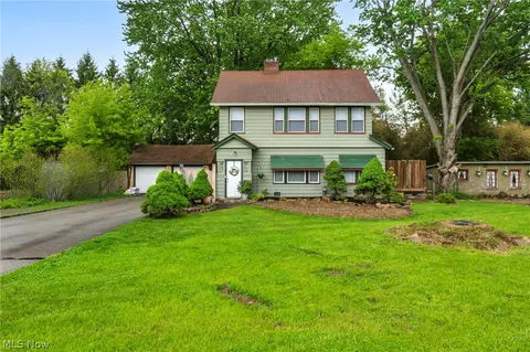 33852 Center Ridge Rd, North Ridgeville, OH 44039