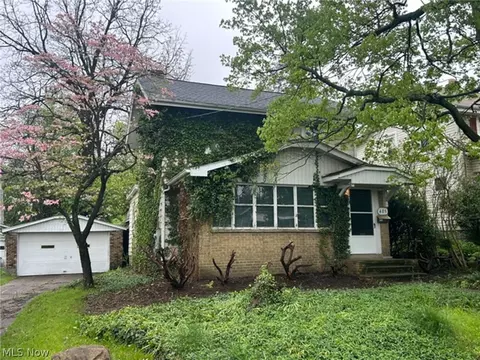 485 Mohawk Ave, Akron, OH 44305