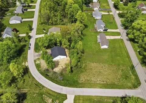 View/Area - 6842 Florence Ave, Ashtabula, OH 44004 photo 2 of 3