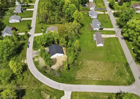 View/Area - 6842 Florence Ave, Ashtabula, OH 44004 photo 2 of 3
