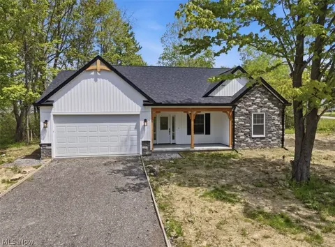 6842 Florence Ave, Ashtabula, OH 44004