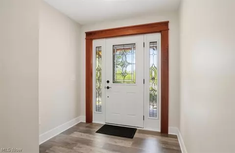 Entry Way - 6842 Florence Ave, Ashtabula, OH 44004 photo 1 of 11