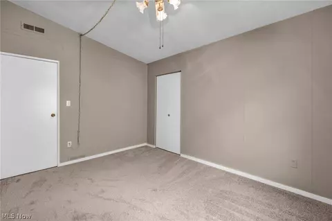 160 Boston Ave, Elyria, OH 44035 photo 18