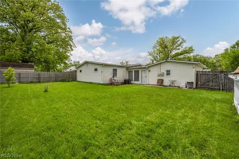 160 Boston Ave, Elyria, OH 44035 photo 33