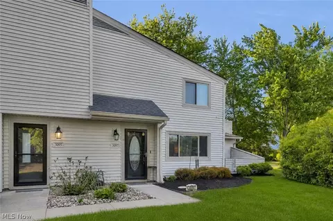 3097 Bay Landing Dr, Westlake, OH 44145