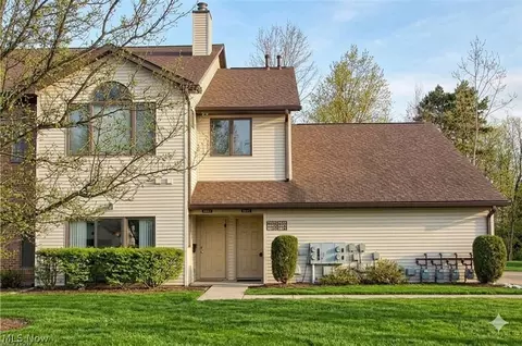9673 Sylvan Ln, Mentor, OH 44060