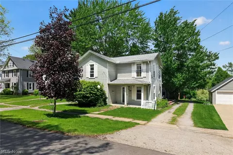104 Court St, Canfield, OH 44406