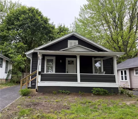 1228 Arnold Ave, Akron, OH 44305