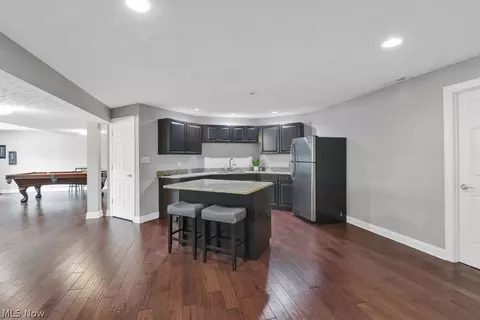 Kitchen - 4089 Fox Chase, Seven Hills, OH 44131 photo 6 of 6