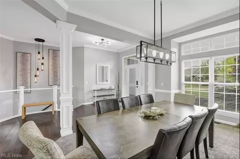 Dining - 4089 Fox Chase, Seven Hills, OH 44131 photo 2 of 2
