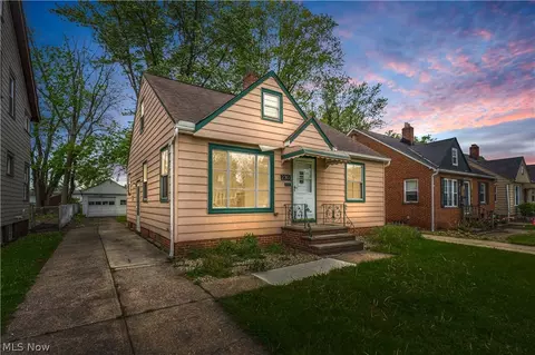 2303 Tuxedo Ave, Parma, OH 44134