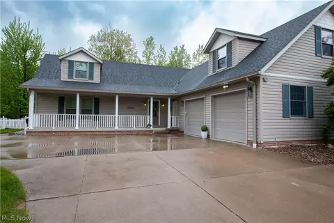 1457 S Marblewood Dr, Marblehead, OH 43440
