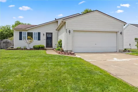 341 Sandpiper Ave, Elyria, OH 44035